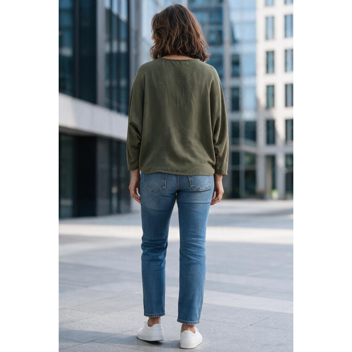 Blusa con tachuelas Cirene
